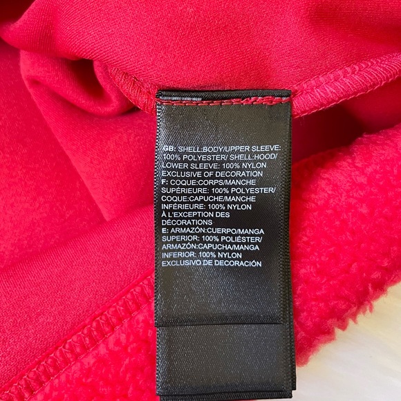 The North Face Men’s Novelty Fleece Hoodie In Red - Picture 4 of 6